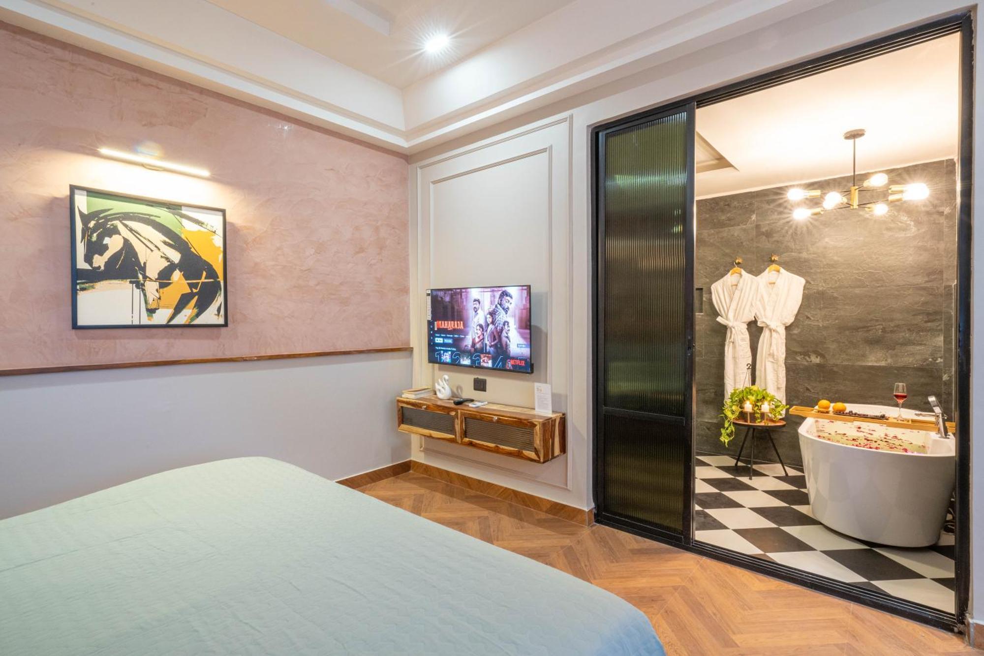 Boutique Hotel By One Tree Gurgaon Exteriör bild